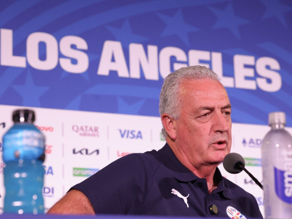 Alfaro asume responsabilidad tras derrota goleada de Paraguay ante EE.UU.
