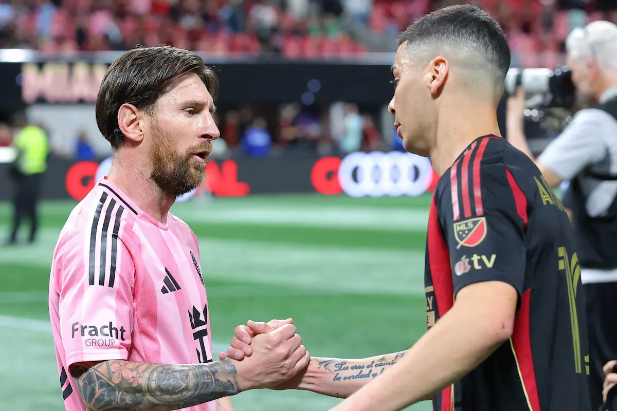 Almirón: "Crecí viendo a Messi" - La Albirroja busca más que participar