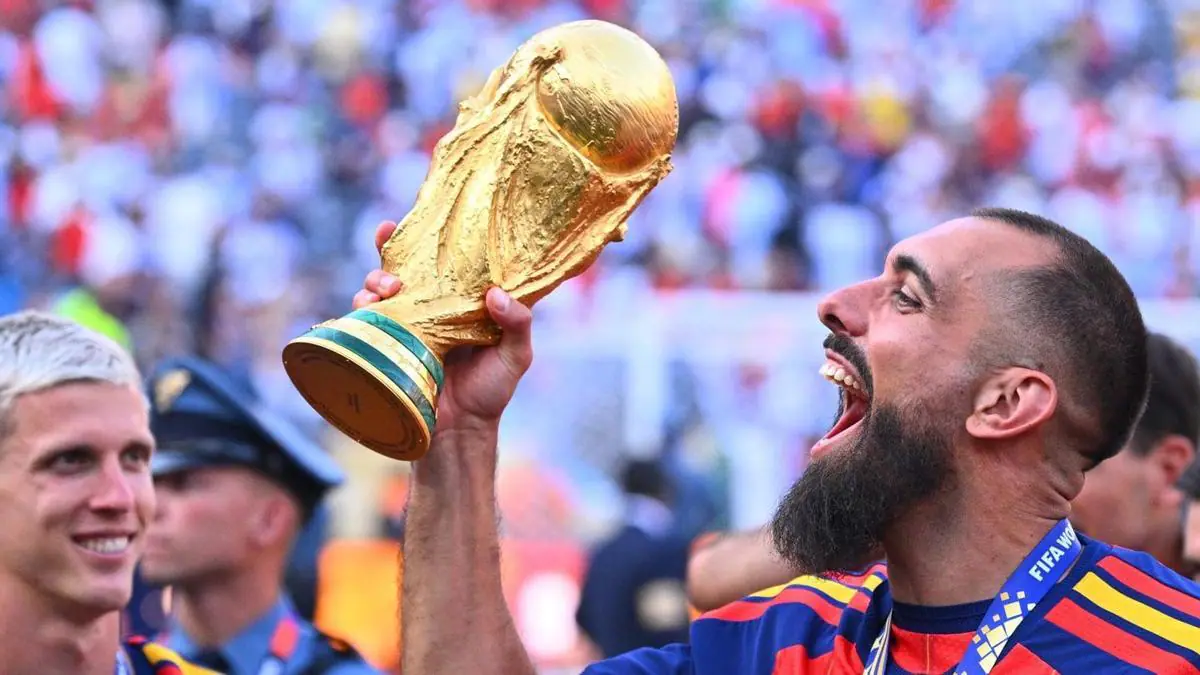 Borja Iglesias, primer gallego en conquistar la Copa del Mundo
