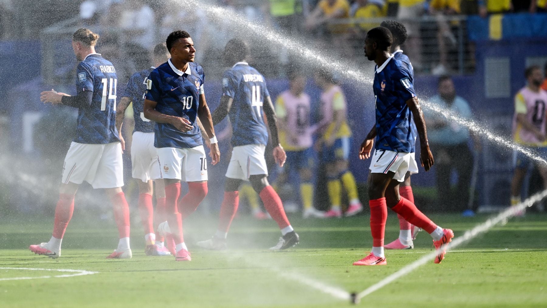 Calor extremo y tormentas amenazan el Francia-Paraguay en octavos