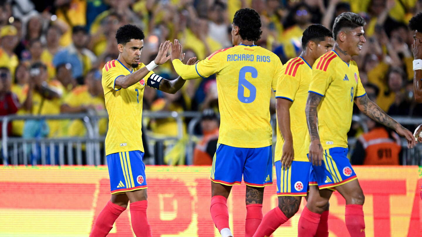 Colombia vence a Costa Rica 3-1 en despedida de su público