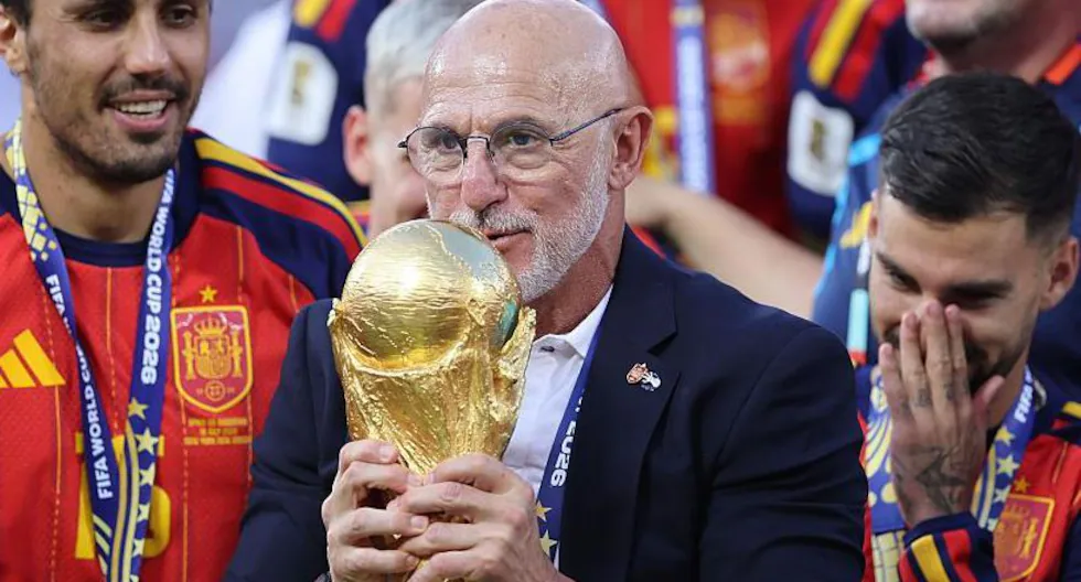 De la Fuente tendrá el puesto mientras lo desee, asegura presidente RFEF