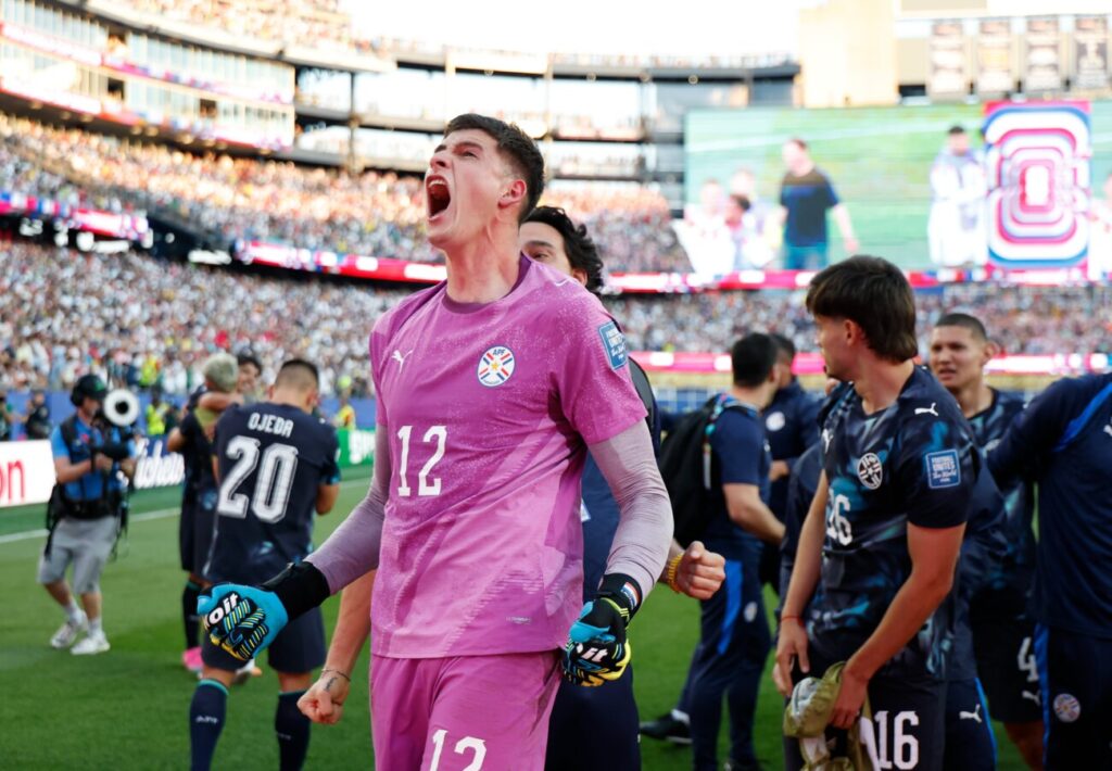 Dos paraguayos en el XI ideal de los 16avos del Mundial 2026