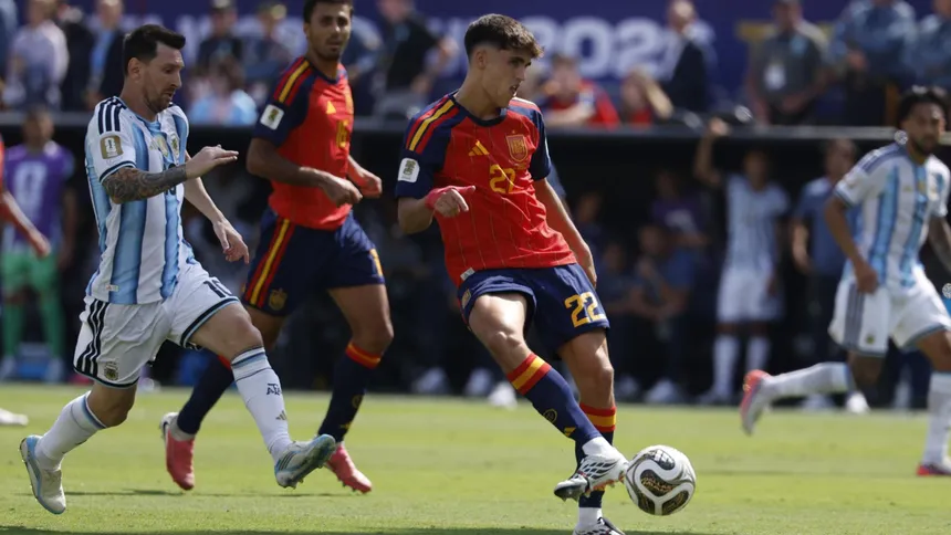 El mundo del fútbol celebra el título mundial de España en 2026