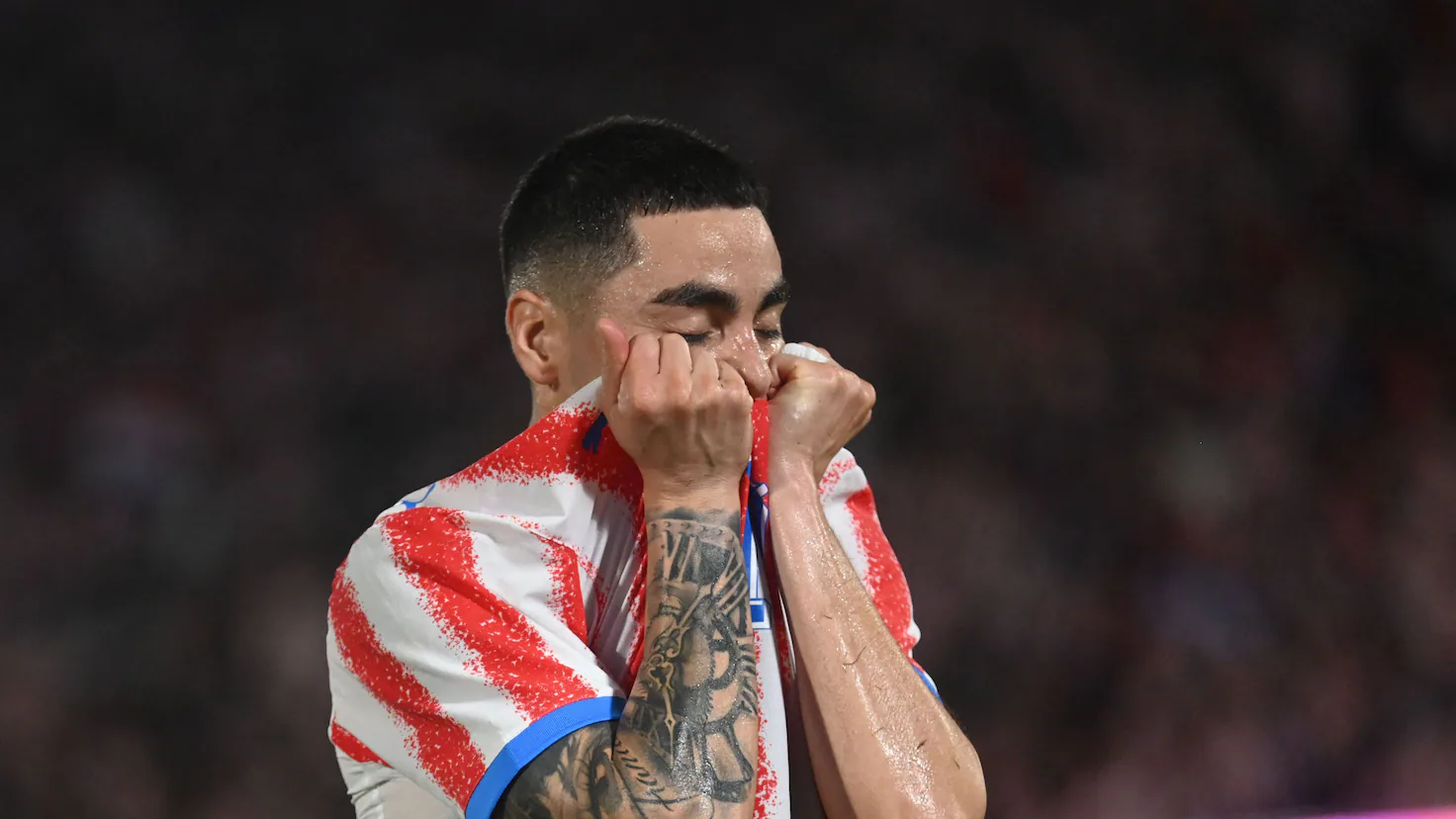 Enciso se lesiona en la goleada de Paraguay: alerta a una semana del Mundial