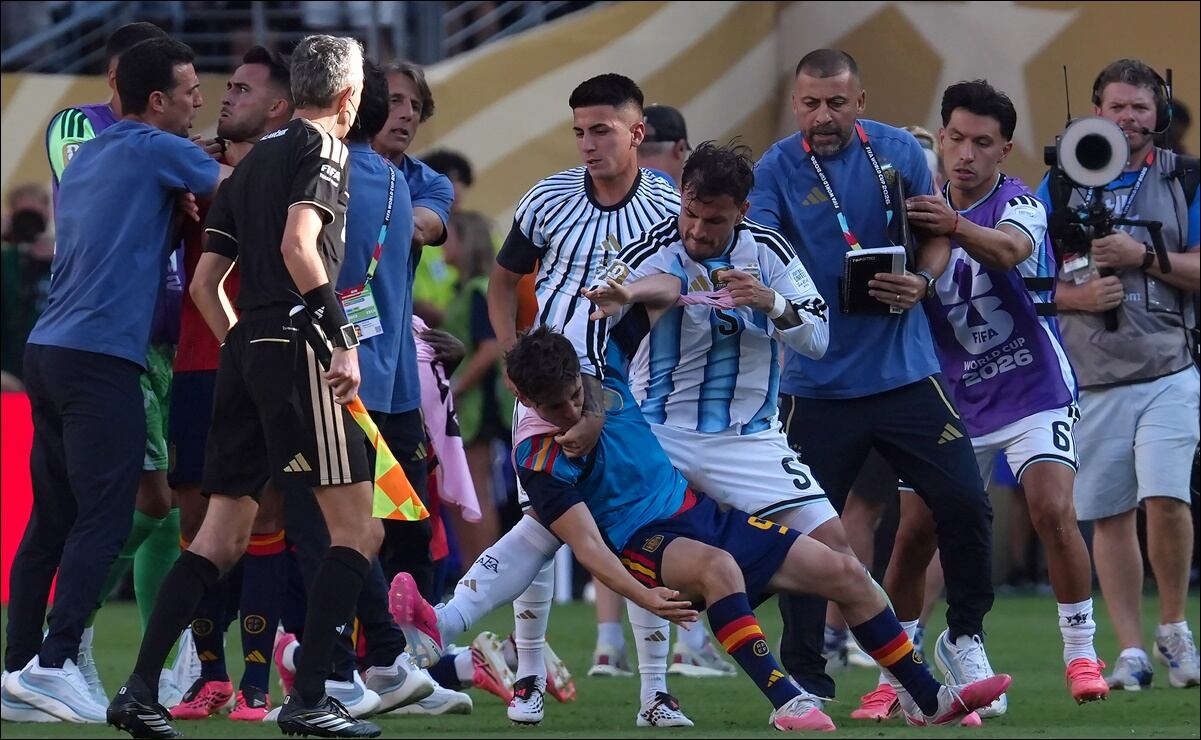 FIFA abre investigación disciplinaria contra Argentina por incidentes en final