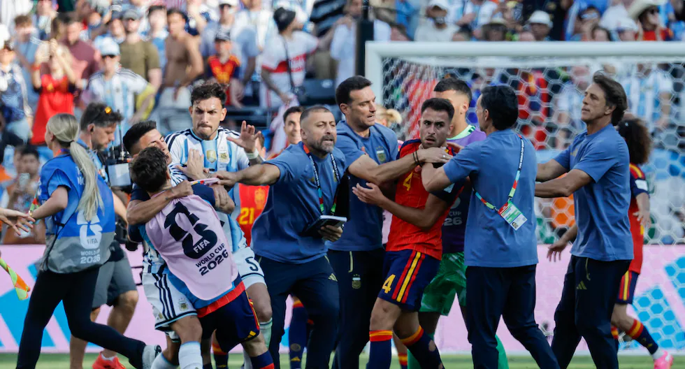 FIFA abre proceso disciplinario contra Argentina y Gavi por incidentes en la final