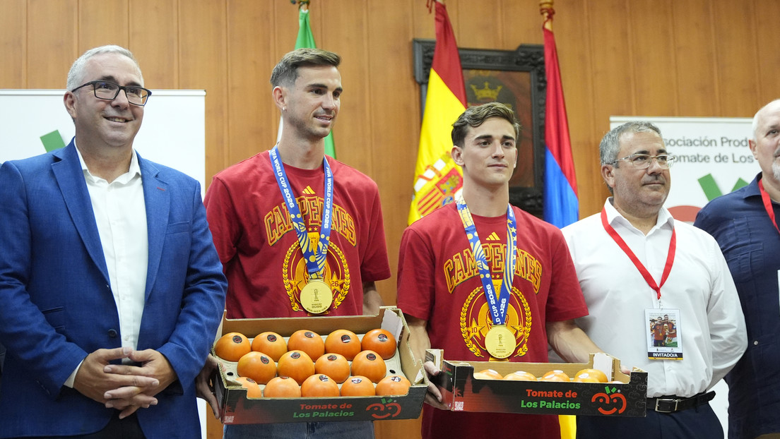 Gavi y Fabián Ruiz reciben honores en su ciudad natal tras ganar el Mundial 2026