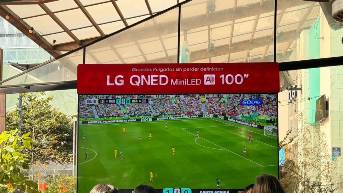 LG lanza TV de 100 pulgadas con IA para disfrutar el Mundial 2026