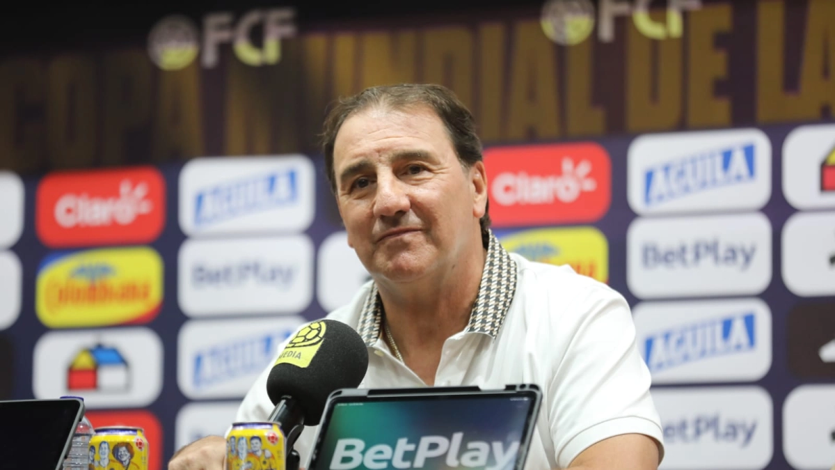 Lorenzo refuerza a Colombia con Hurtado rumbo al Mundial 2026