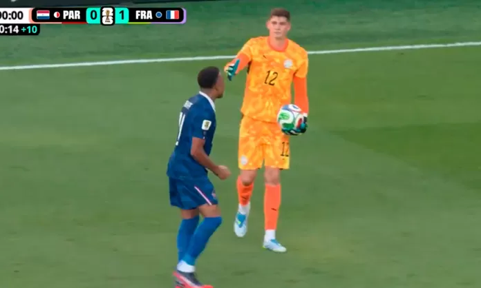 Mbappé genera polémica tras gesto contra Orlando Gill en triunfo francés