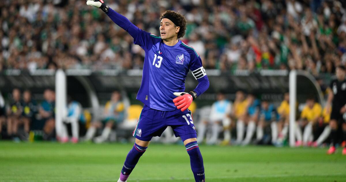 Memo Ochoa busca hacer historia en Qatar: igualaría a Messi y Cristiano