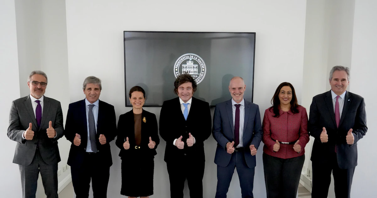 Milei se reúne con autoridades del Banco Mundial en Olivos