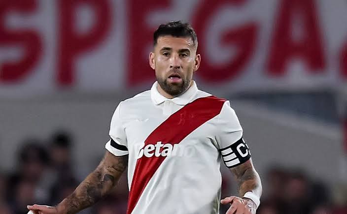 Otamendi volvió a River: debut amargo para el campeón mundial