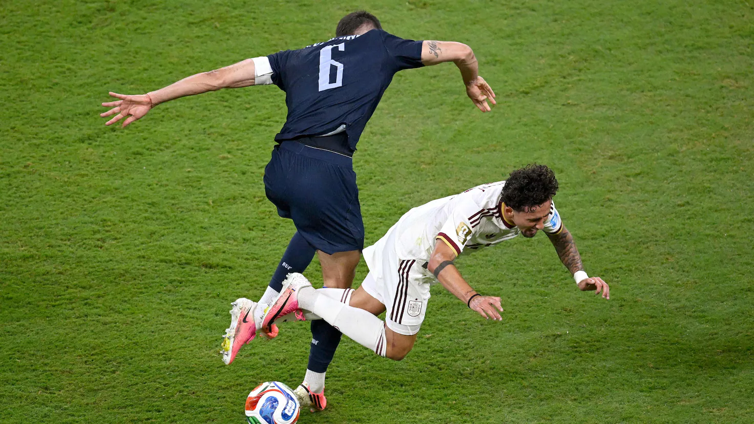 ¿Puede De la Fuente cambiar a Williams y Yeremy por lesiones en el Mundial?