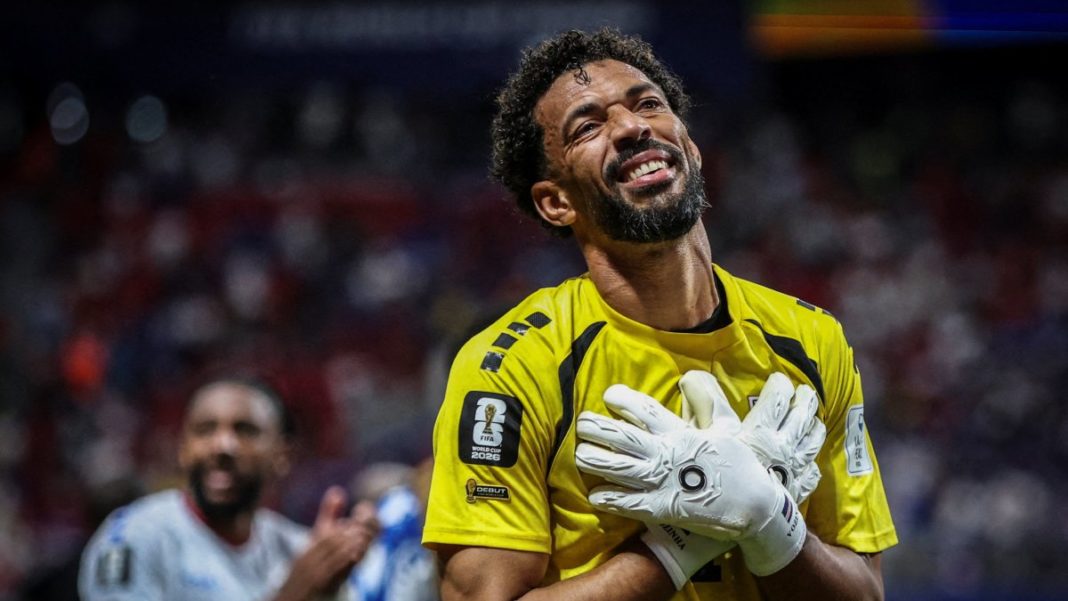 Vozinha fichó por Colo Colo: la estrella del Mundial 2026 llega a Chile